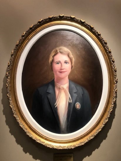 pearle portrait